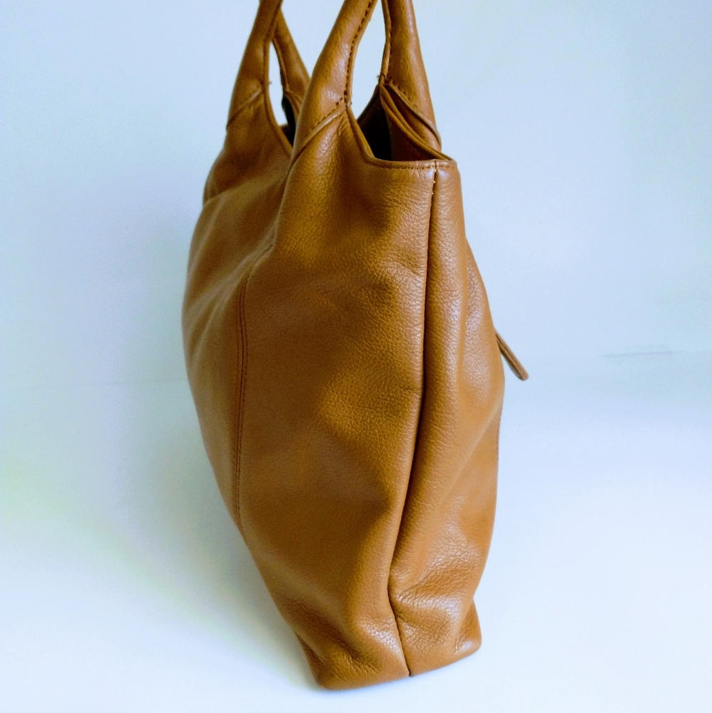 AURIELLE Leather Shoulder Bag - Picture 4 of 12